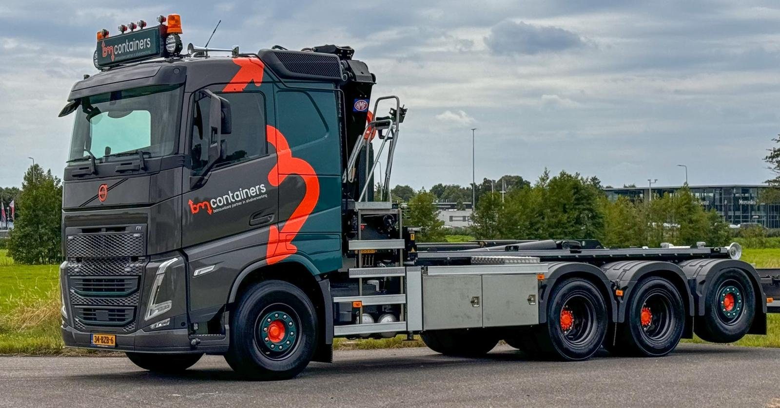 image title thumb image