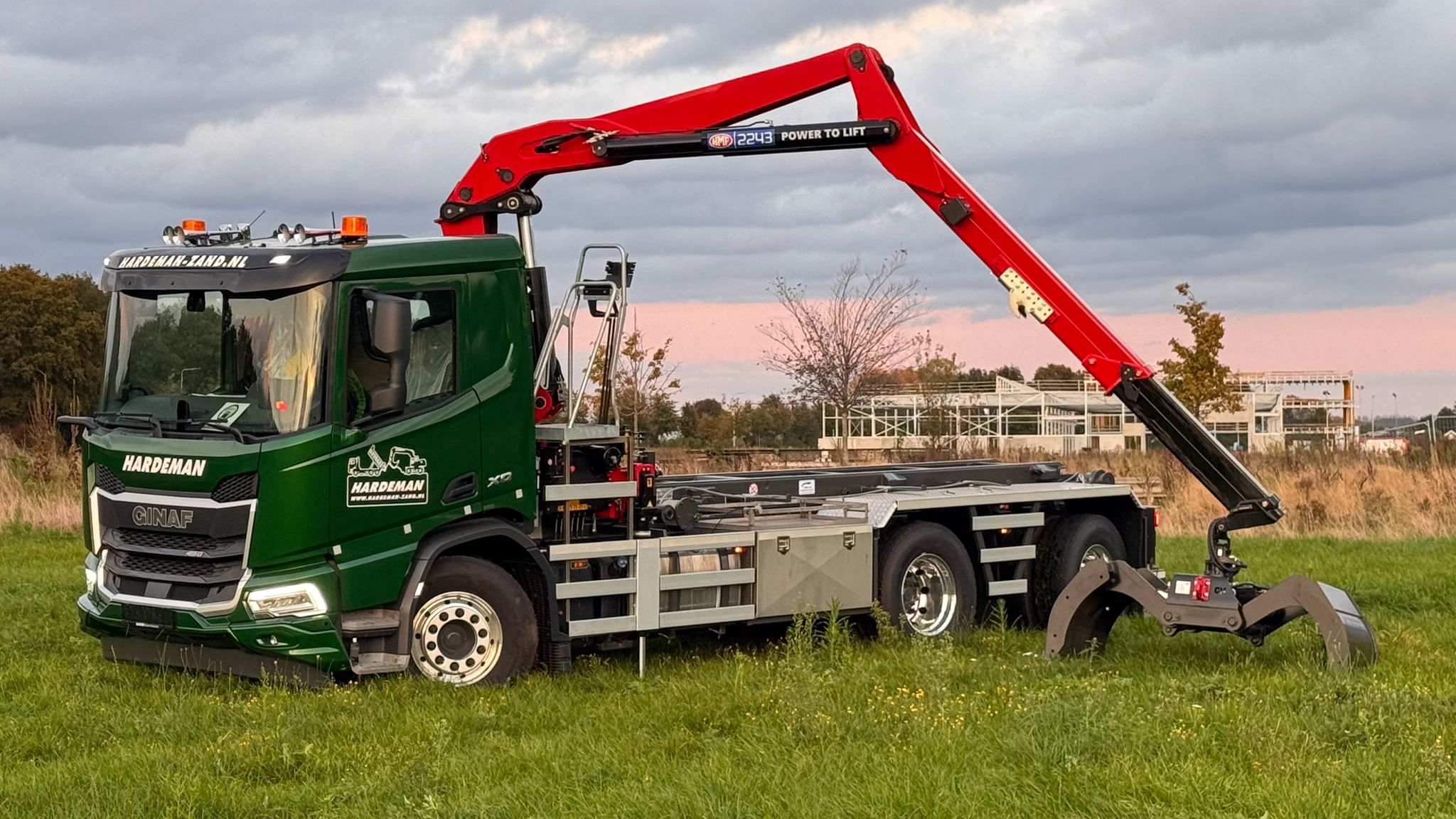 kraan en haakarm Pater de Klomp