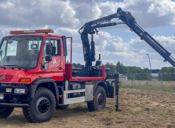 atlas kraan op unimog pater de klomp