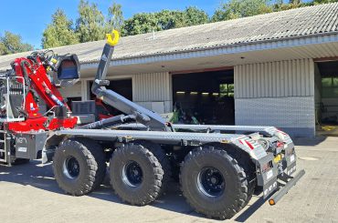 HMF z-kraan op container carrier VGM